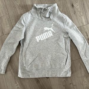 Puma pullover